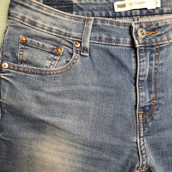 Levi's 518 Cut-off Blue Jean Shorts SZ 9 - Picture 3 of 9